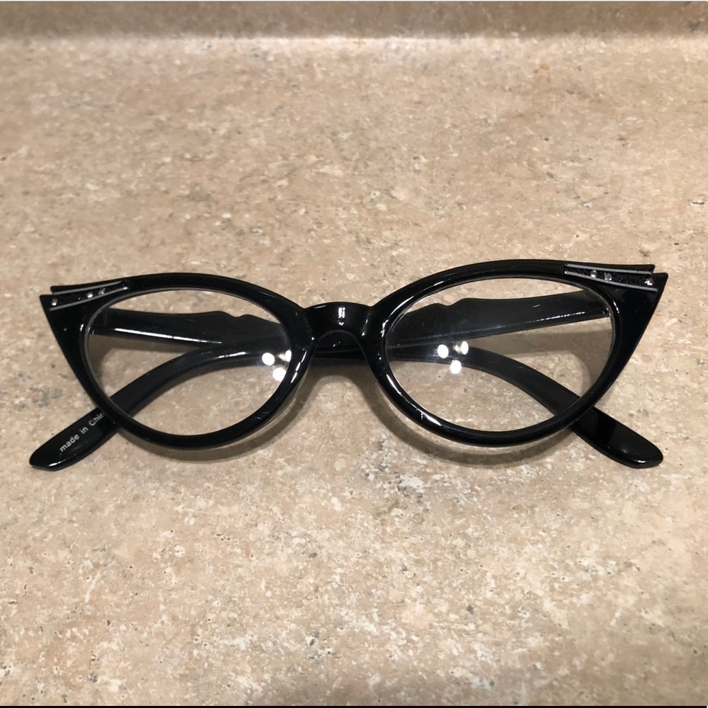 Cat eye rhinestone reading glasses